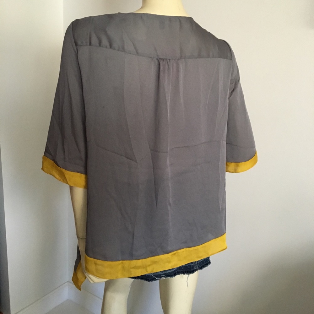 Cynthia Steffe gray flowy trapeze blouse - Picture 6 of 8